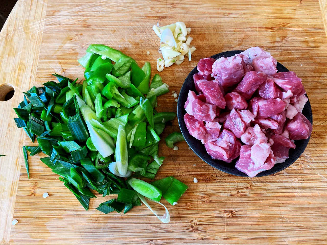 青蒜牛排粒