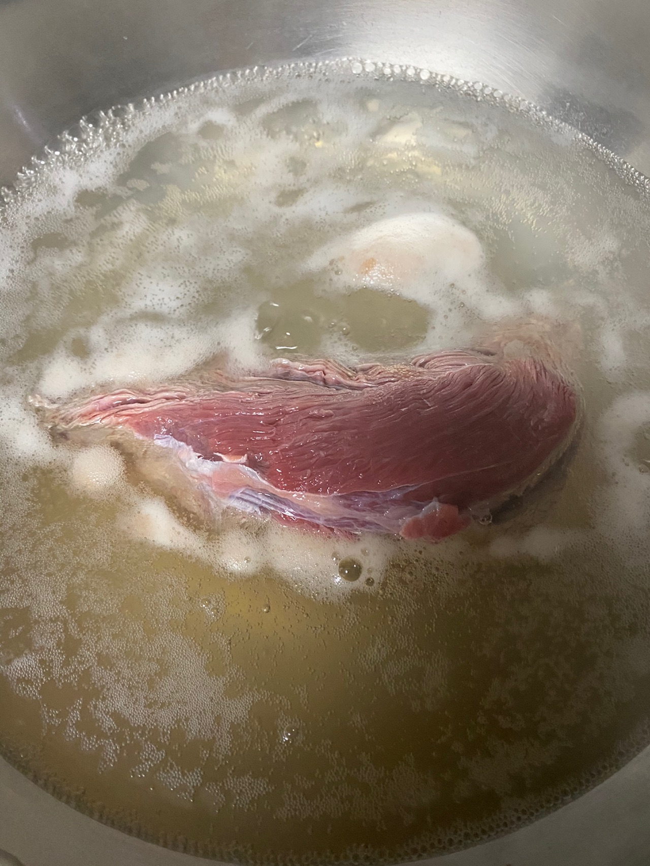 清汤牛腩煲