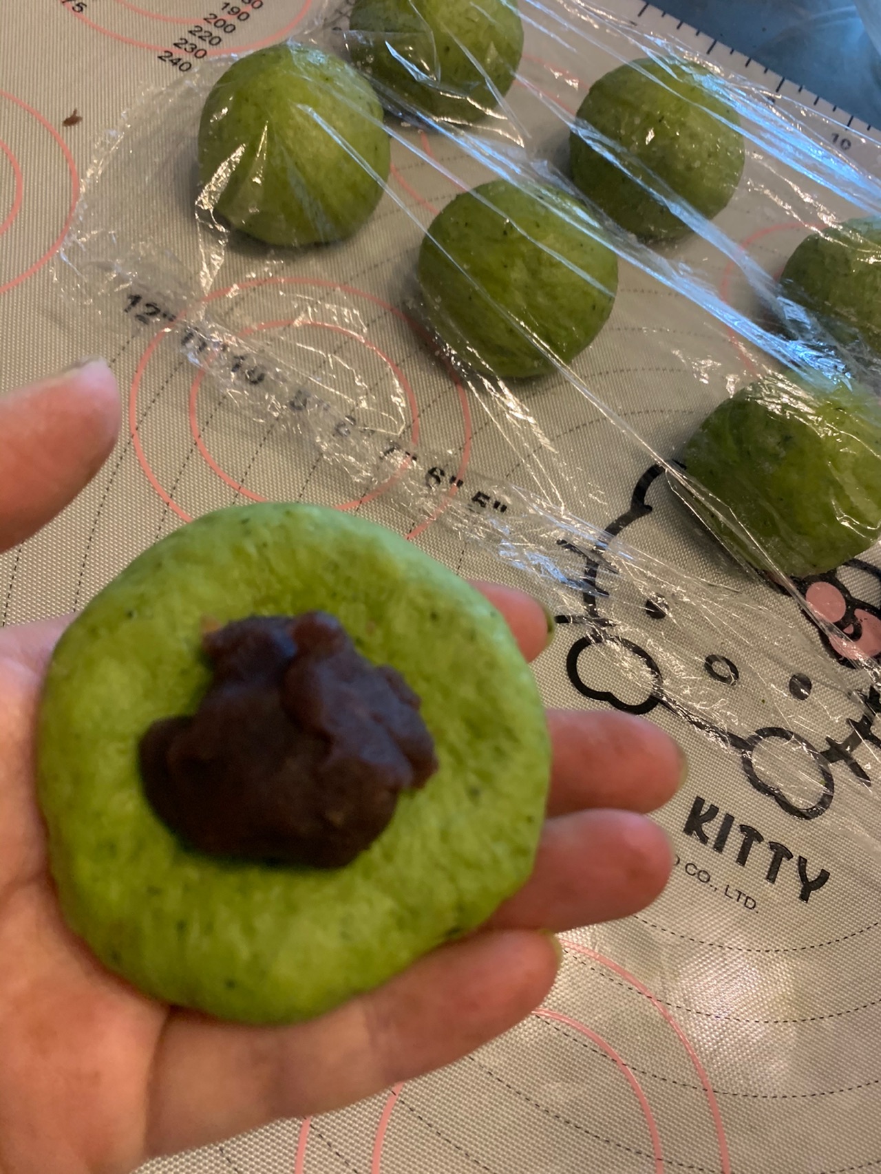 青蛙挤挤面包