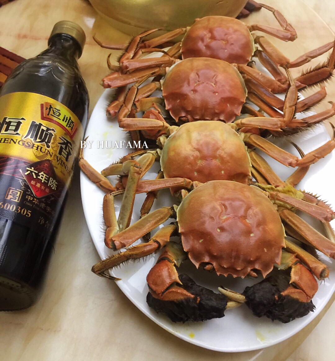 清蒸大闸蟹佐姜汁香醋