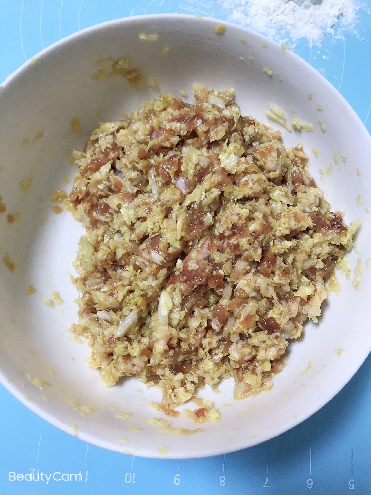 秋冬白菜猪肉大包子