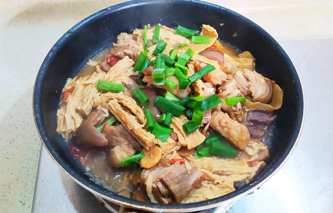秋冬暖身滋补焖羊肉
