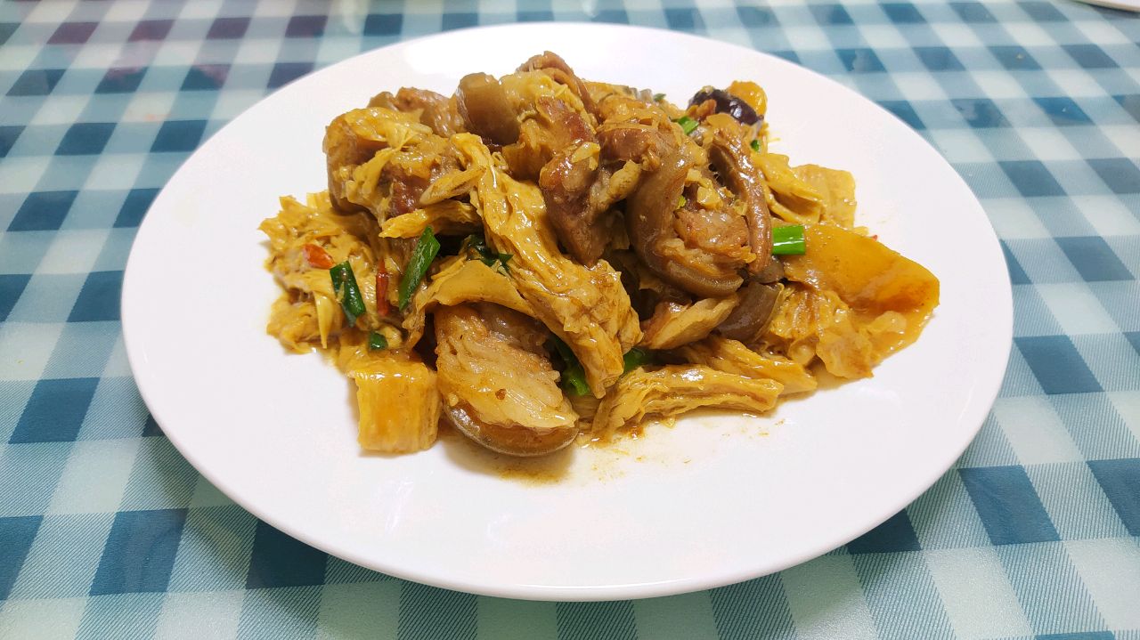 秋冬暖身滋补焖羊肉