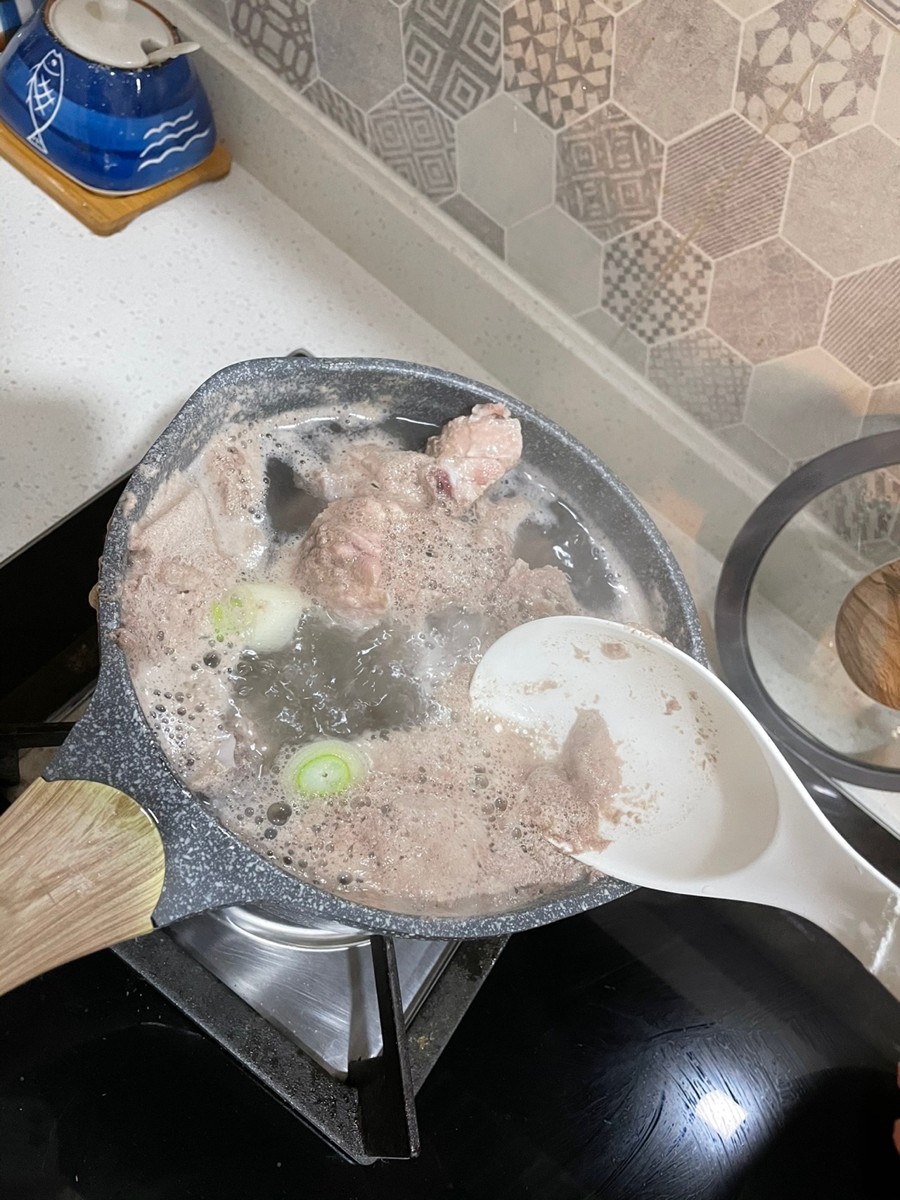 秋冬滋补——莲藕花生排骨汤