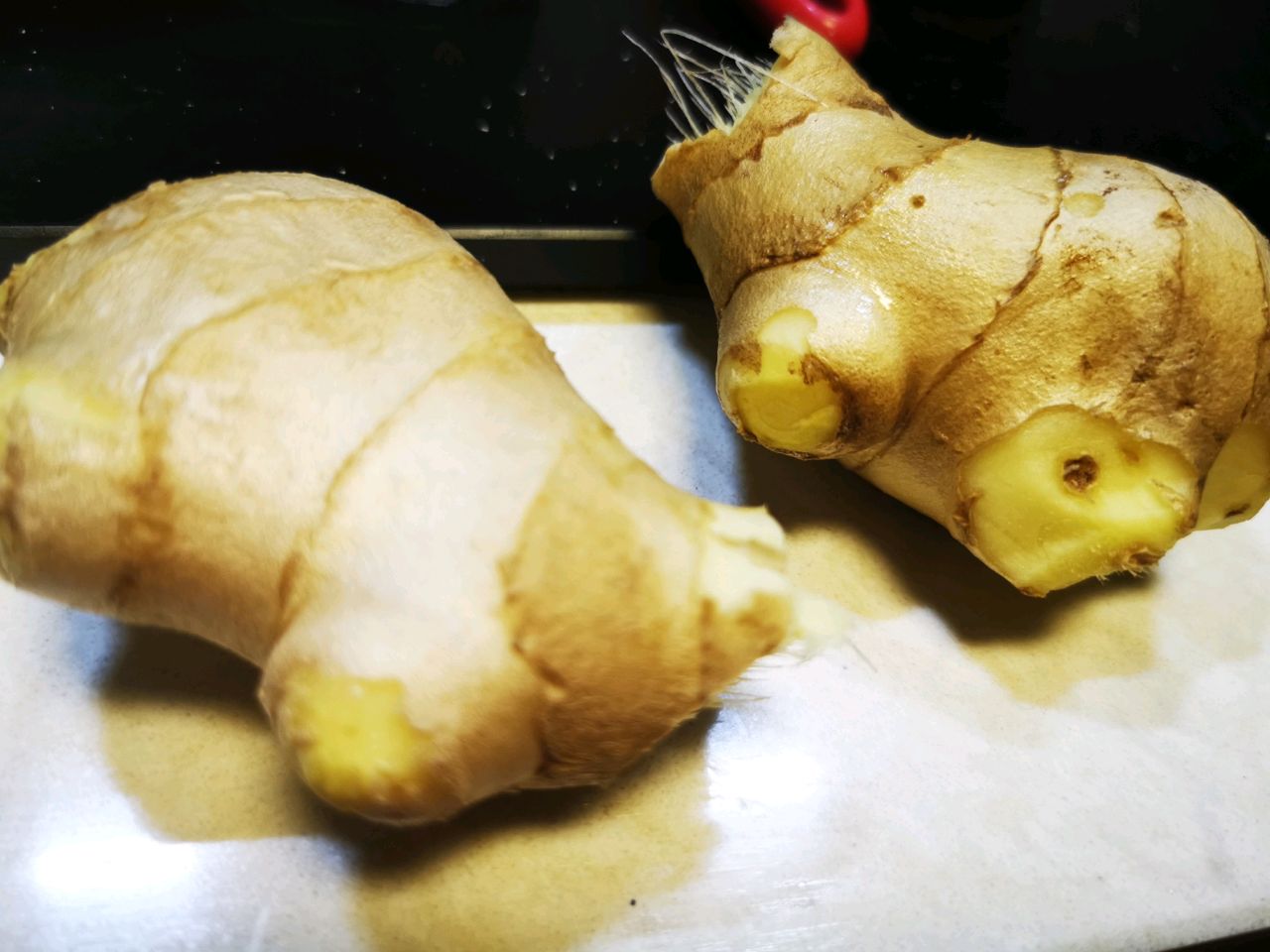 驱寒姜母茶