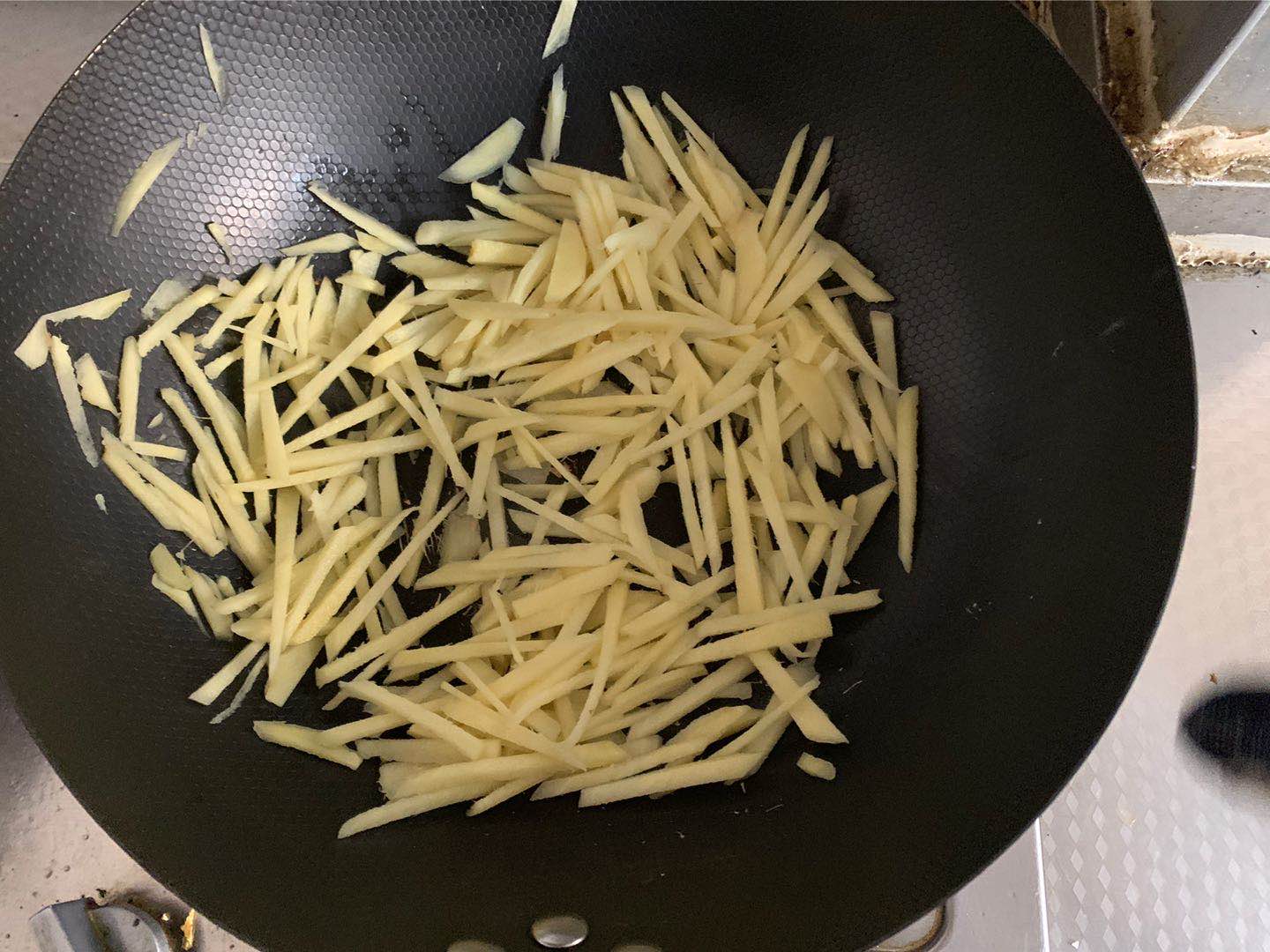 驱寒暖胃—姜米茶