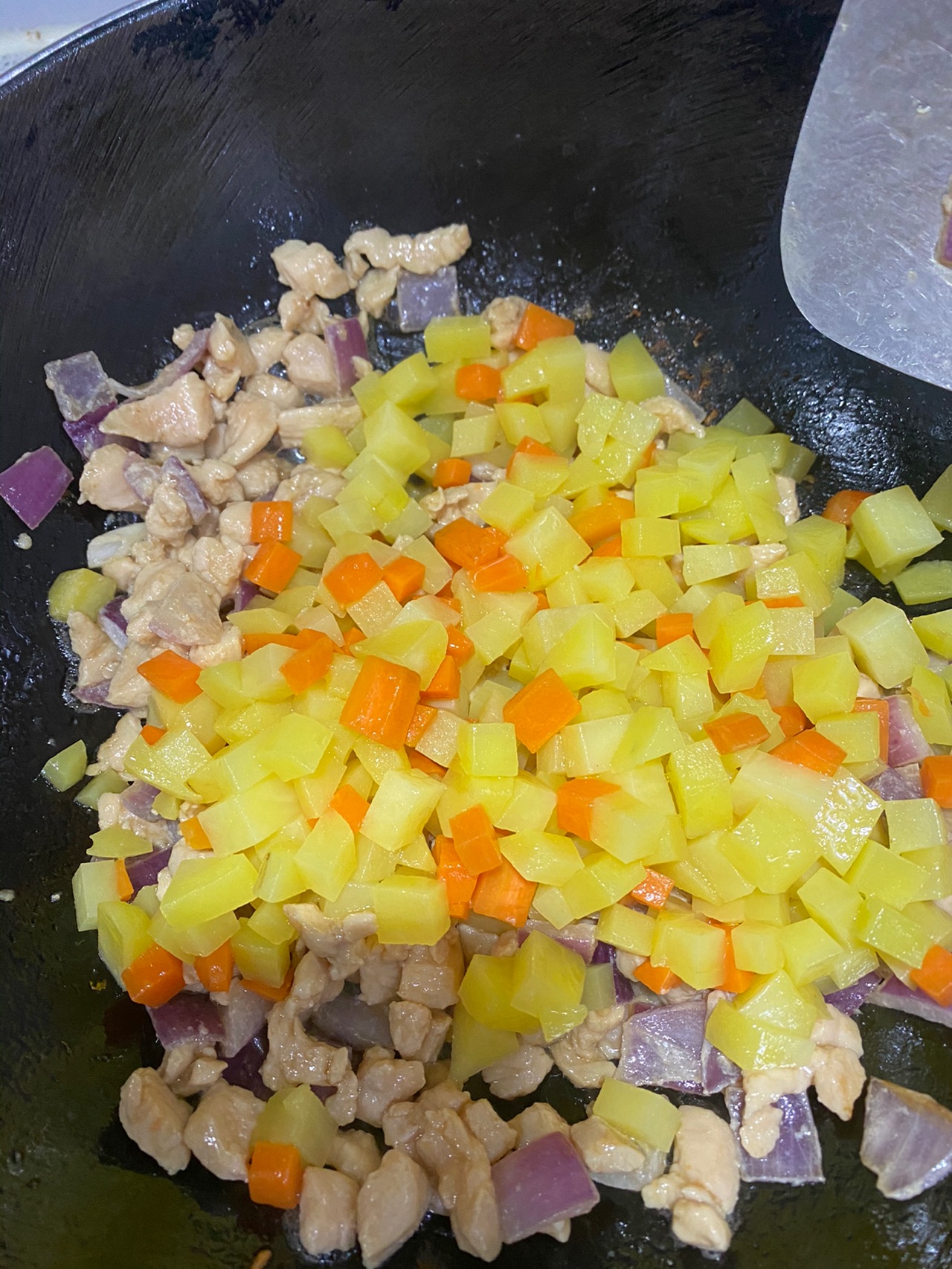 全家都爱的咖喱鸡肉饭