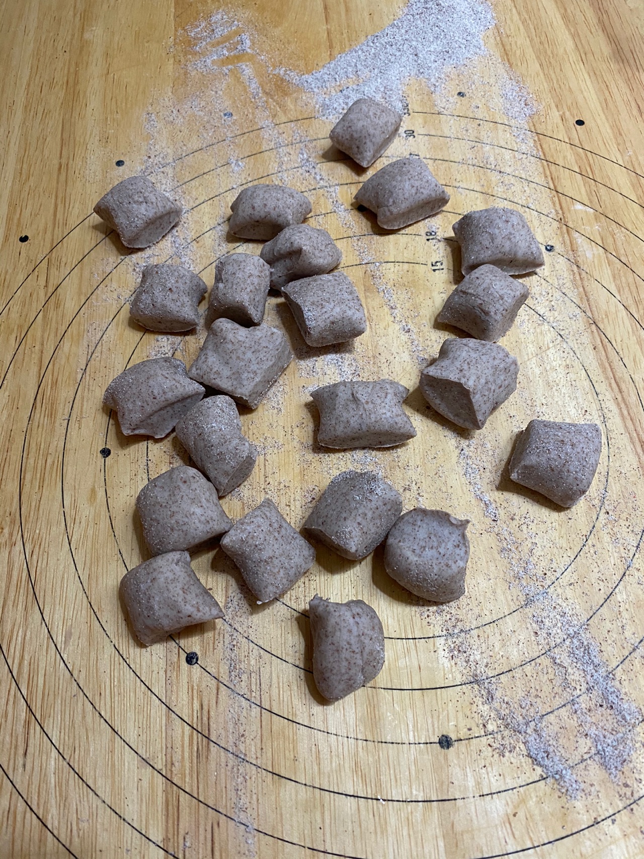 全麦白菜猪肉馅锅贴