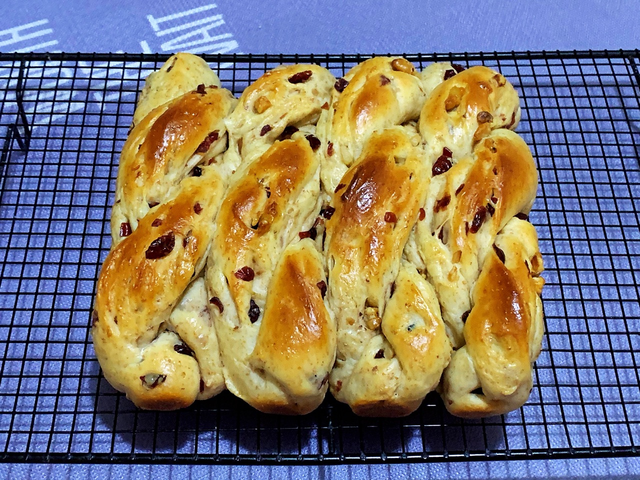 全麦蔓越莓核桃面包