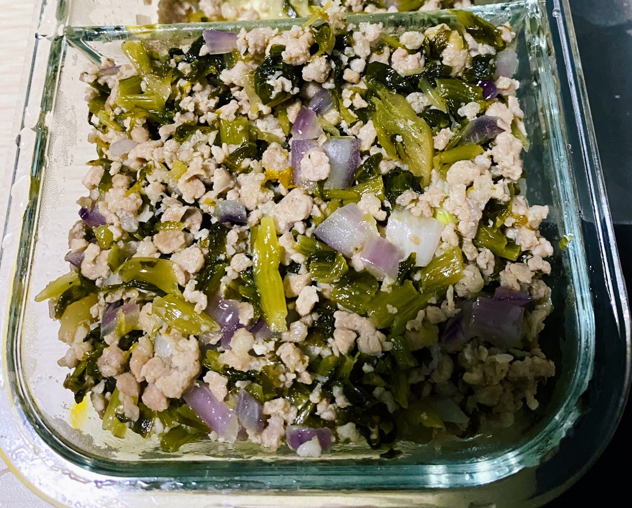 全是最容易做的—-雪菜肉沫拌饭