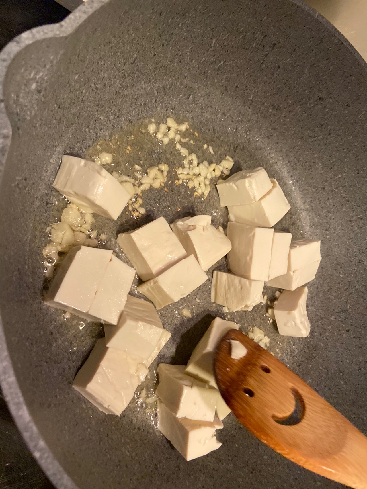 裙带菜豆腐汤