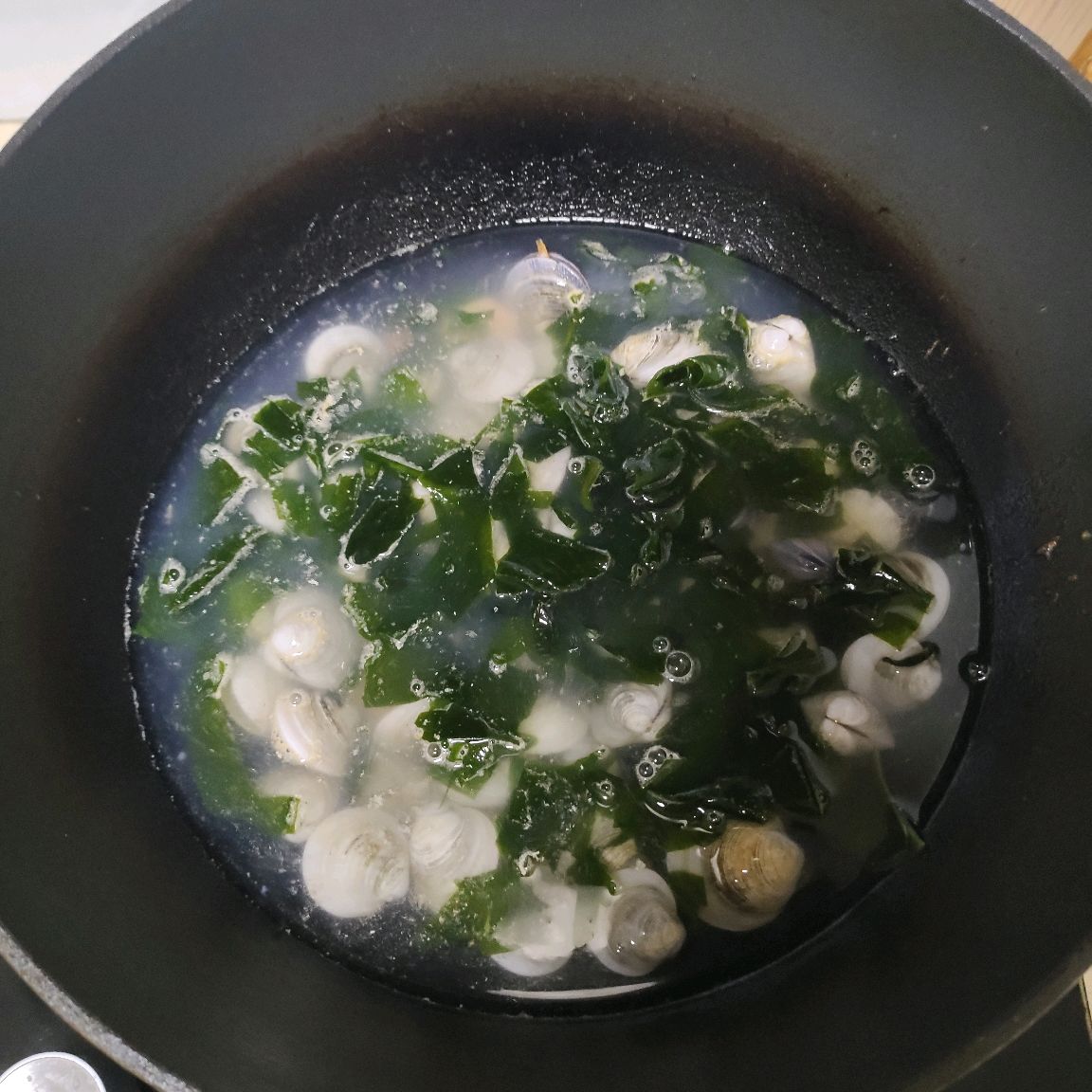 裙带菜海鲜汤