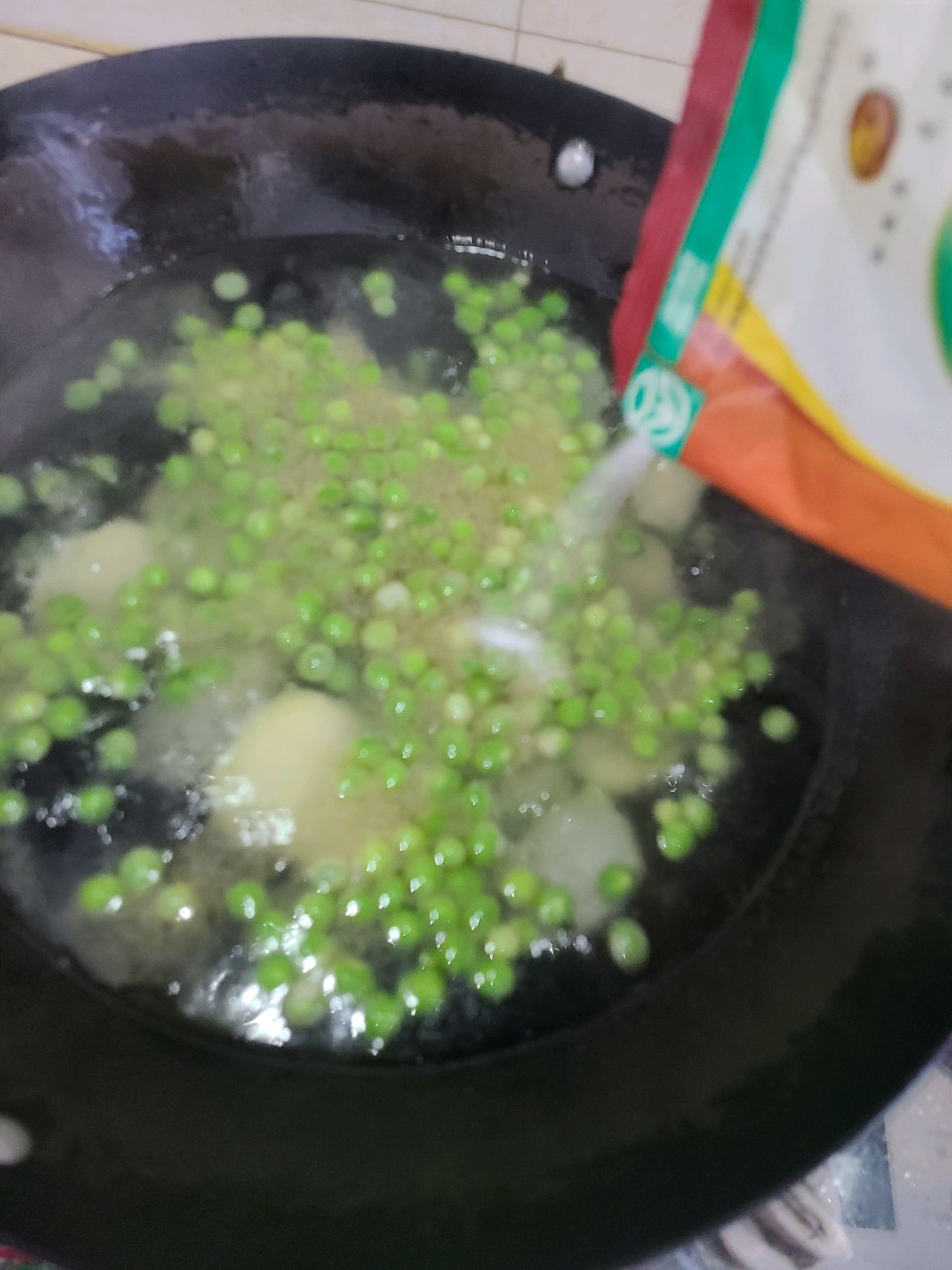 热乎软烂的滑肉烩面片