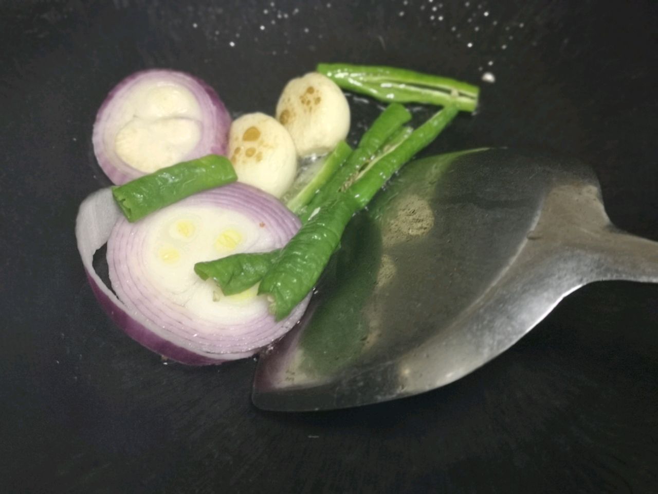 热辣牛肉粒