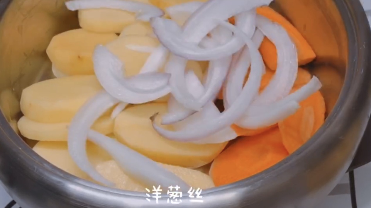 热辣暖胃哒韩式土豆锅