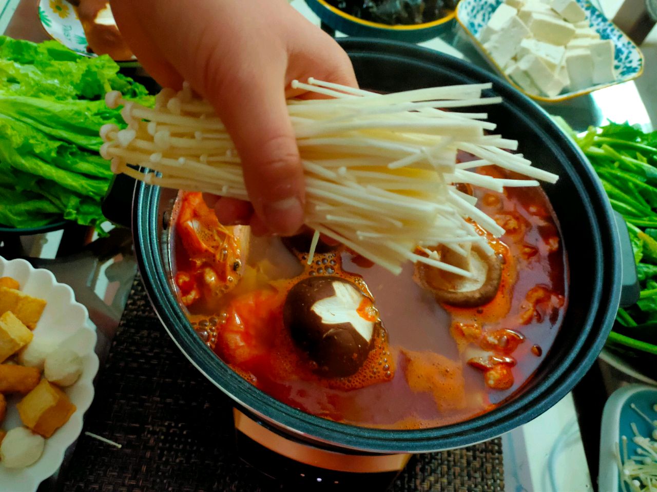人间至味是火锅