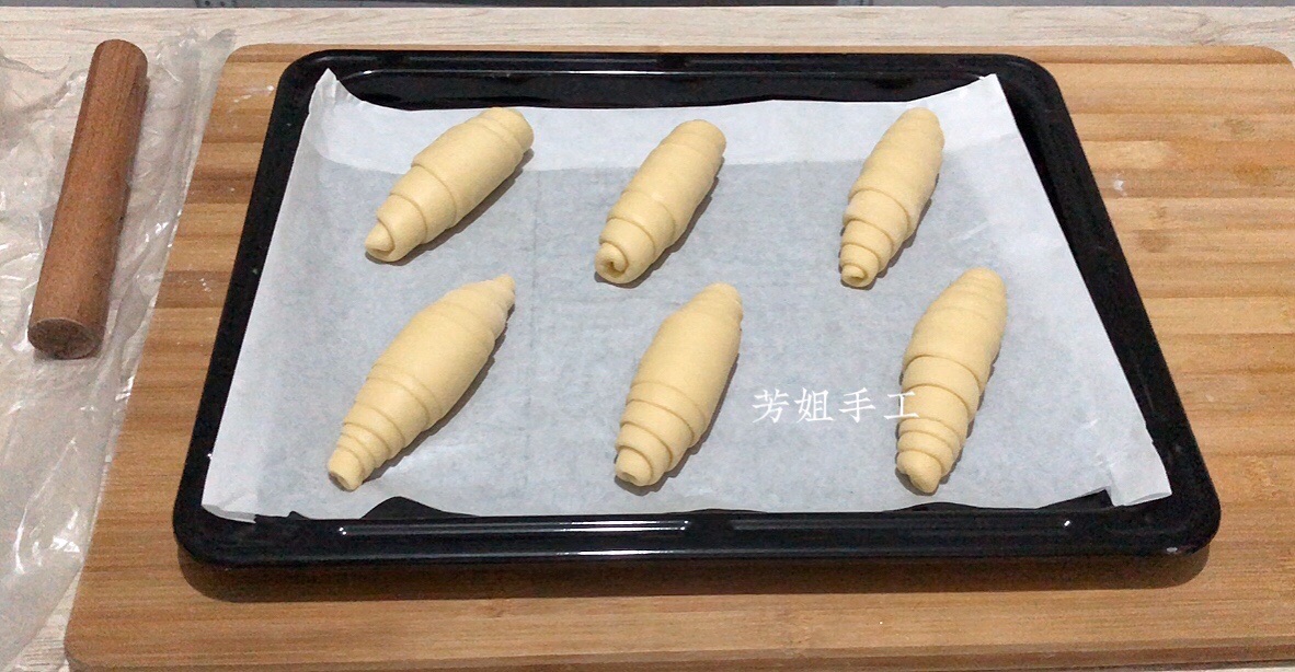 日式牛角包