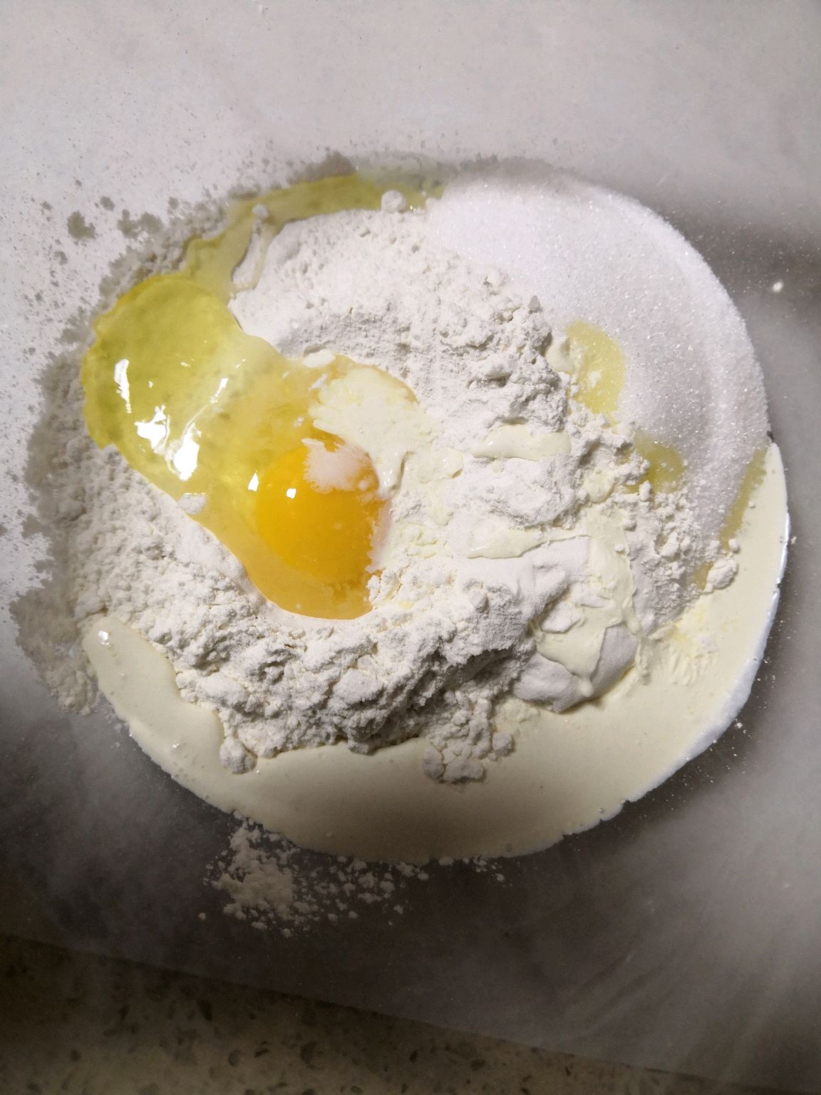 日式牛奶卷面包
