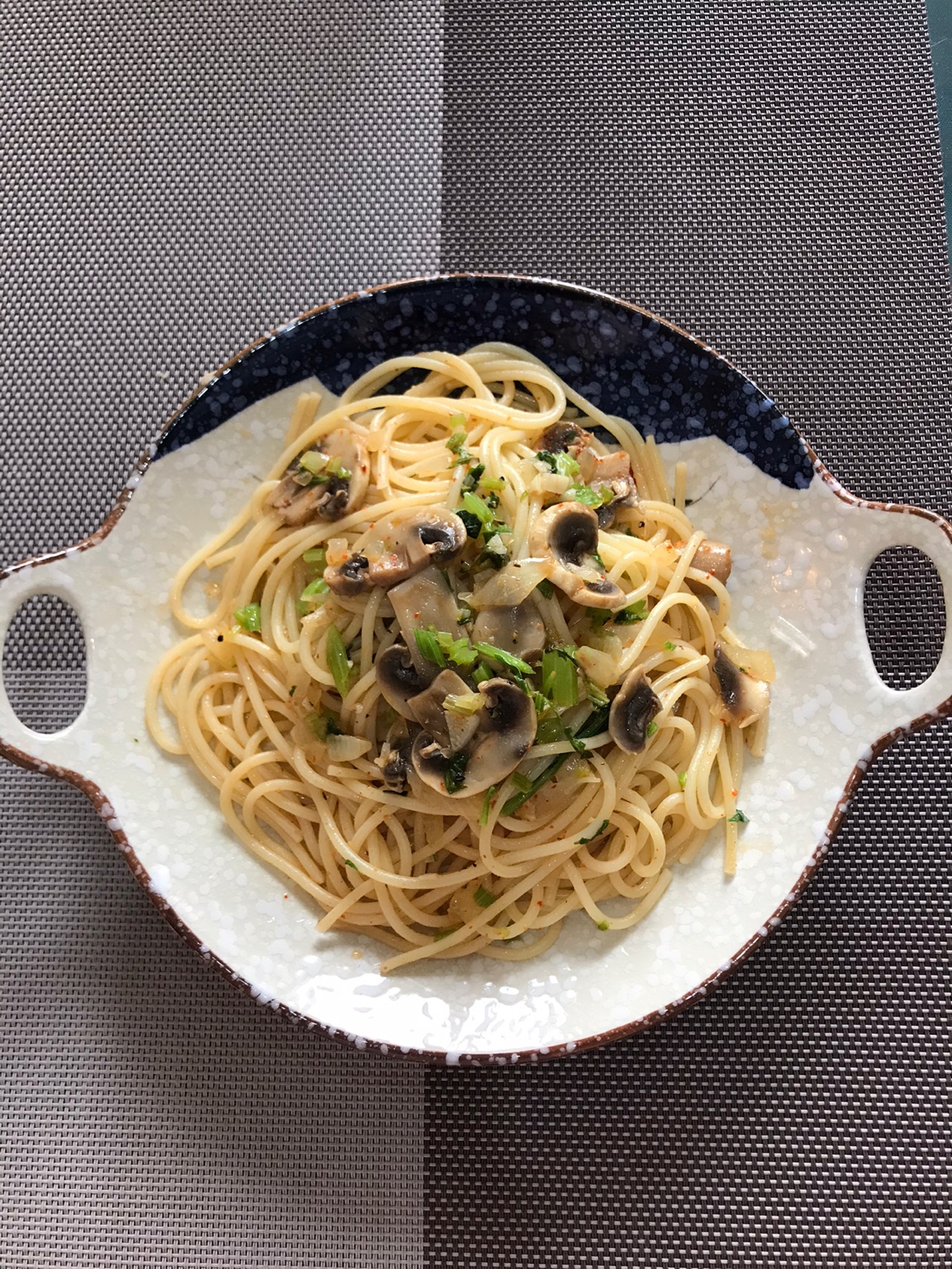 日式蒜辣意面