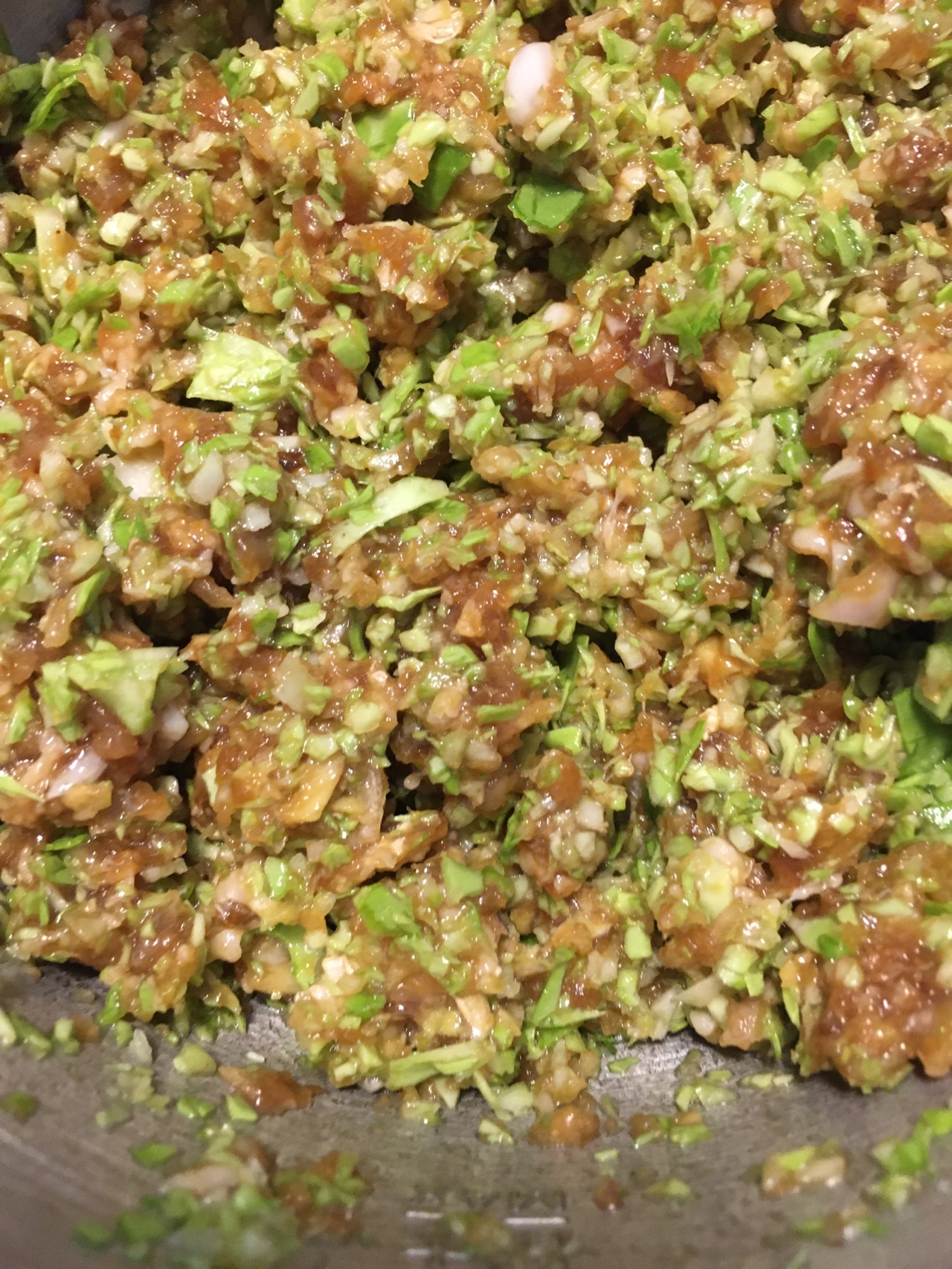 肉菜包子