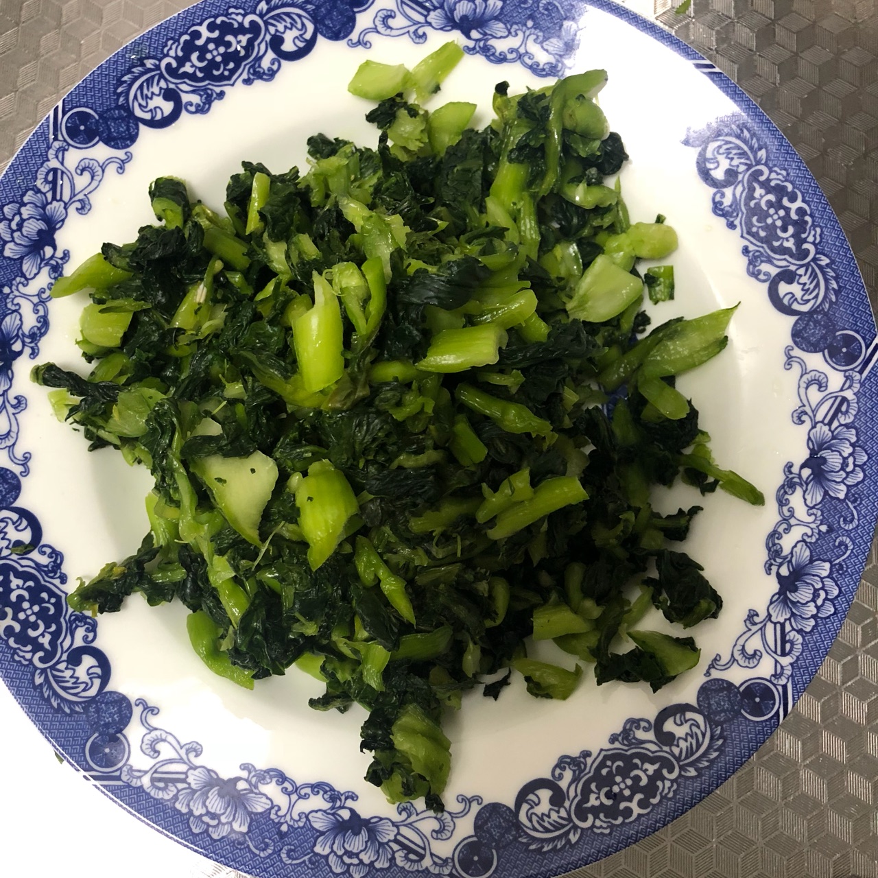 揉菜花（揉小青菜）