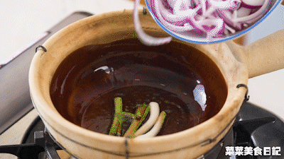 肉酱啫老鼠粄 | 软滑喷香