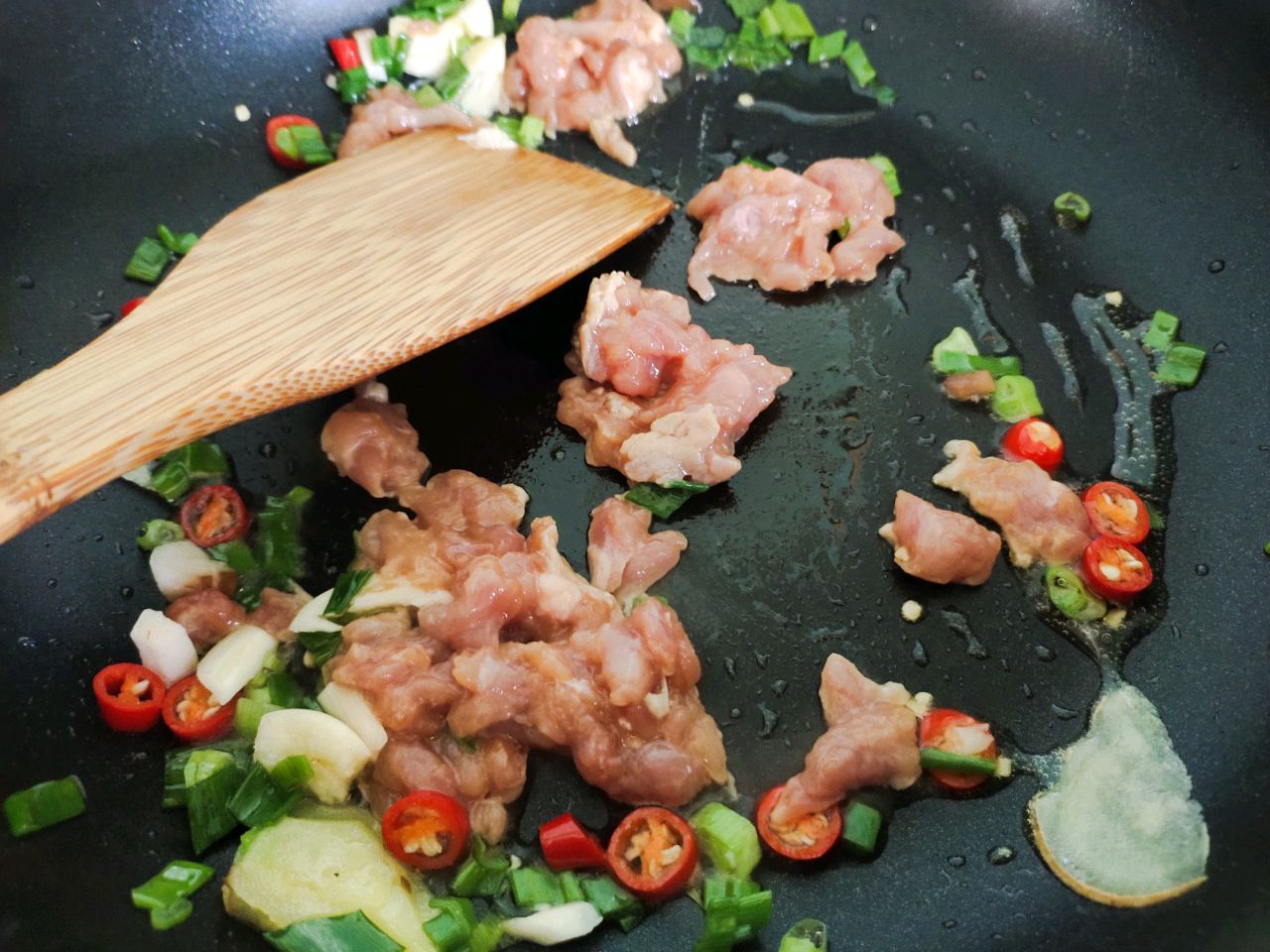 肉沫豆腐抱鸡蛋