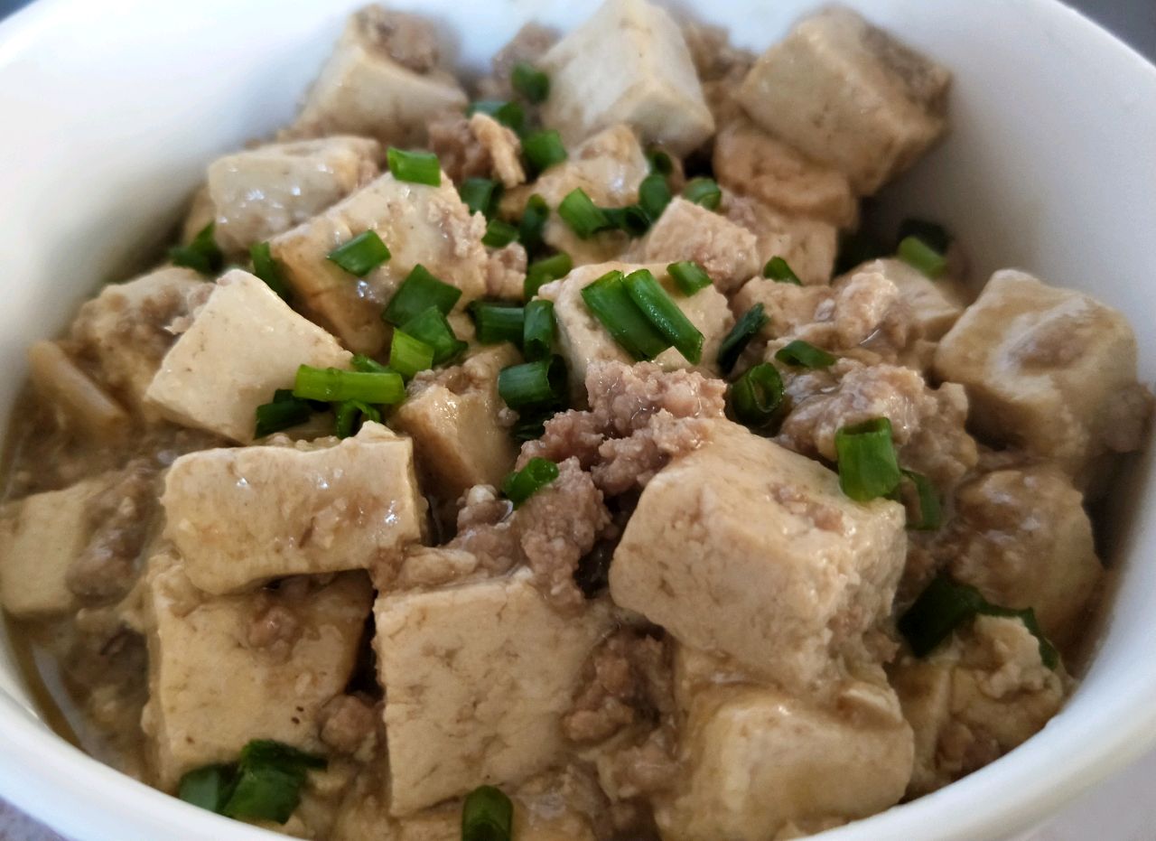 肉末豆腐(不辣但下饭）
