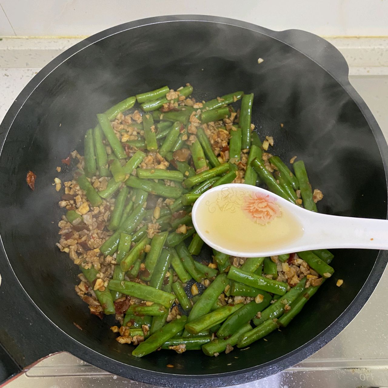 肉末豆角焖面