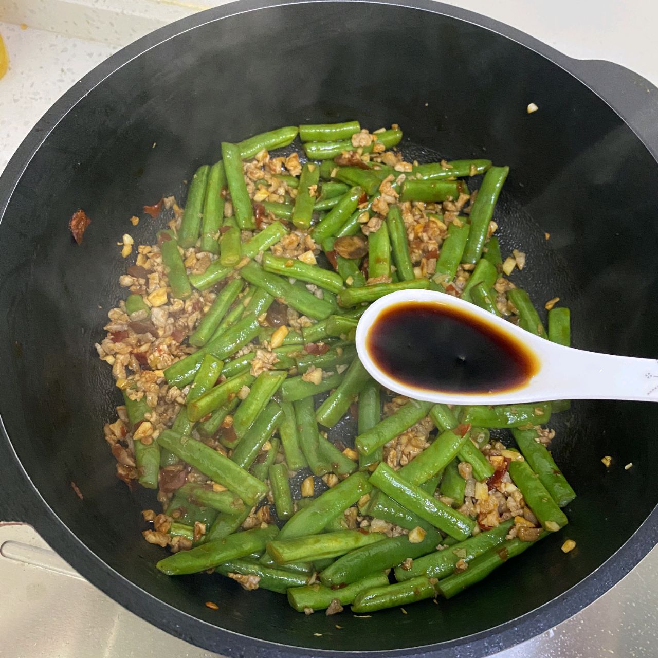 肉末豆角焖面