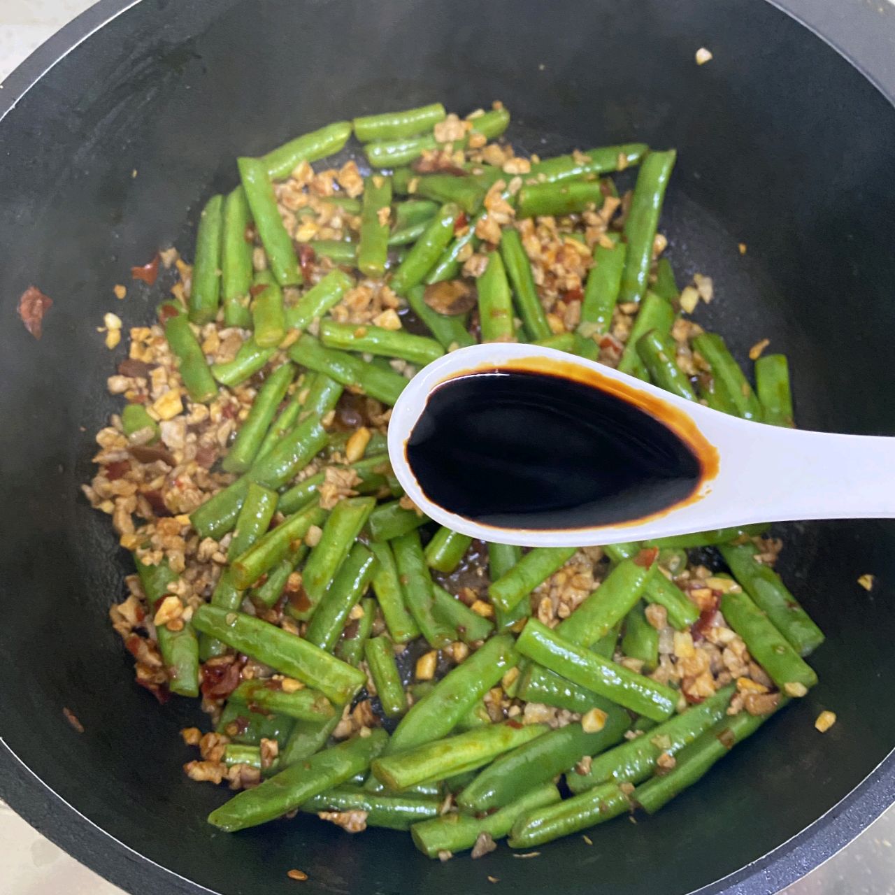 肉末豆角焖面