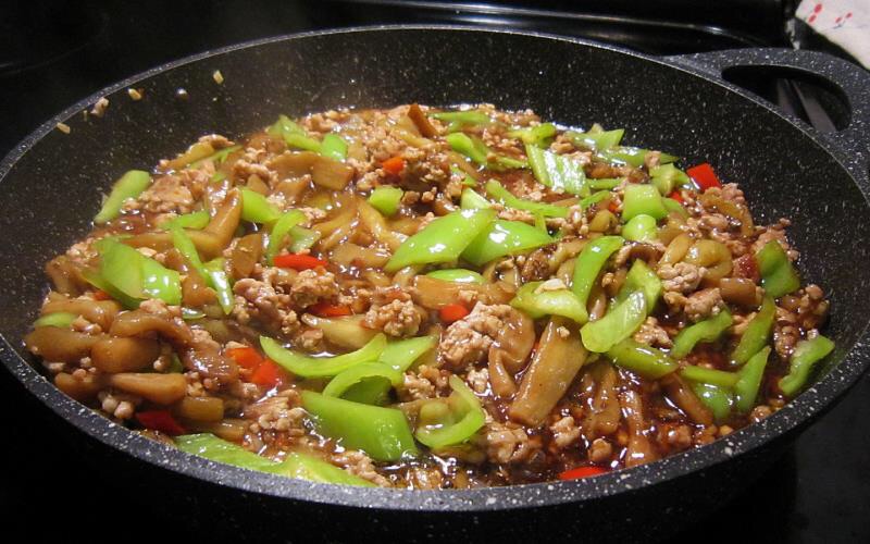 肉末茄子菜椒