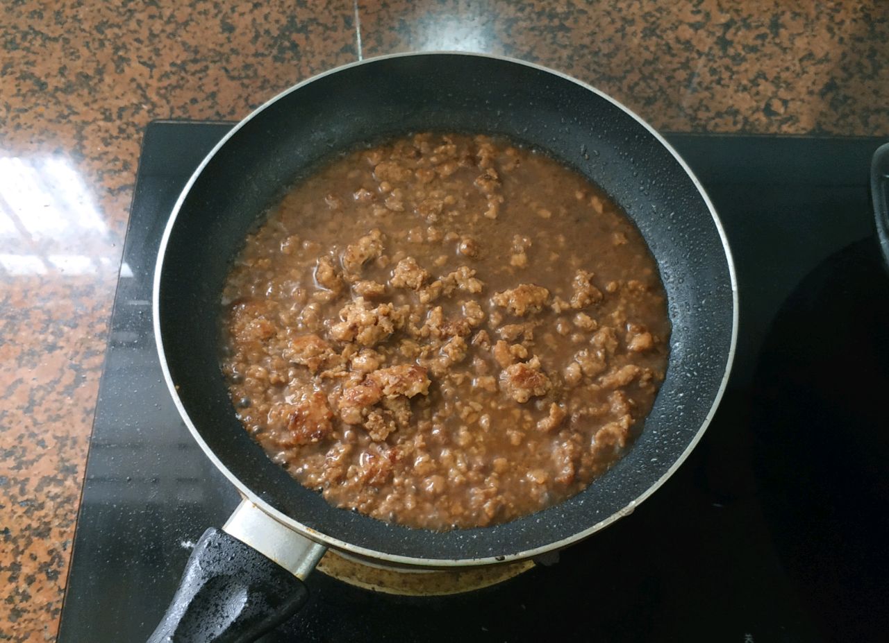 肉沫青瓜拌面