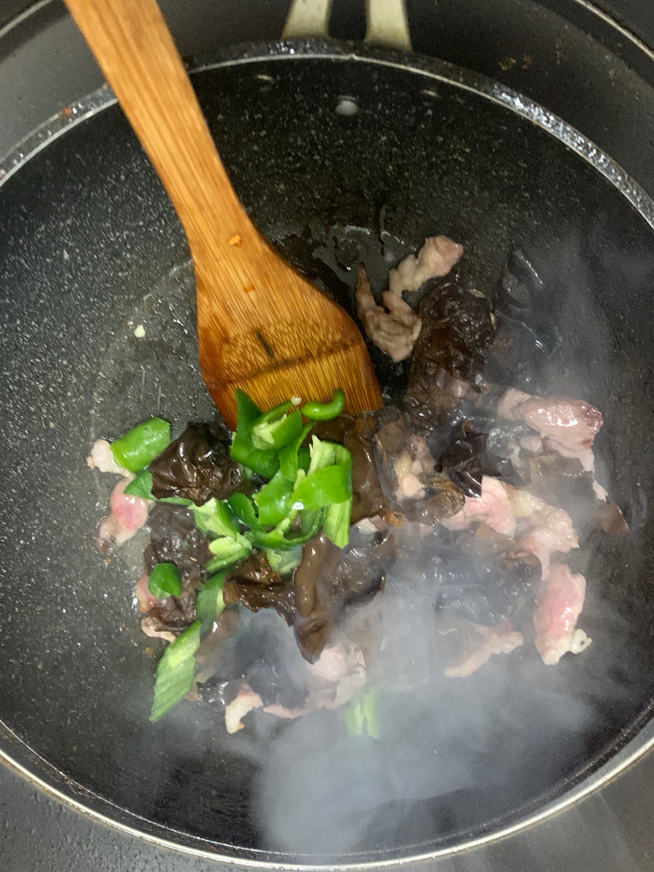 肉片木耳炒山药