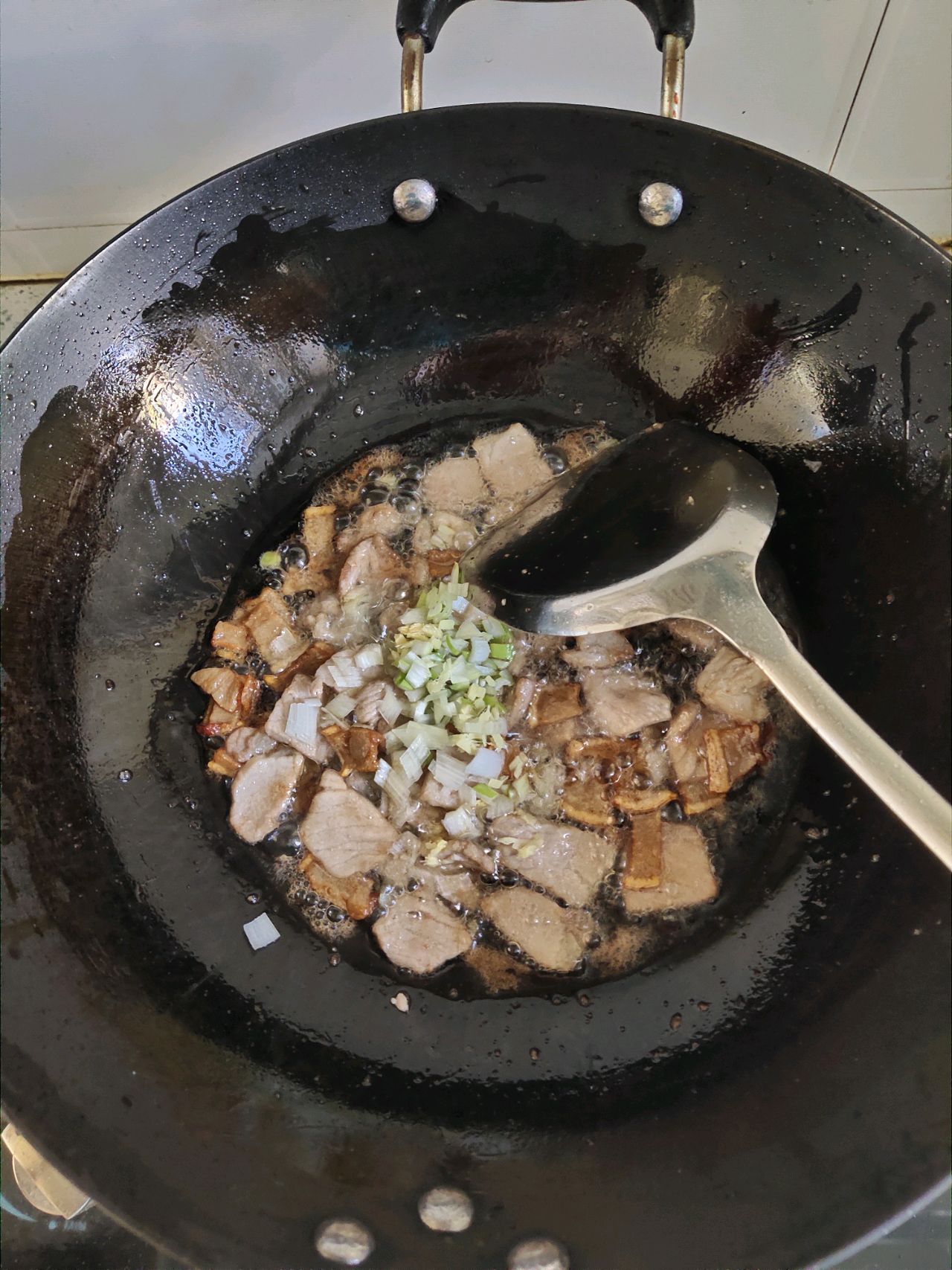 肉片蒜黄