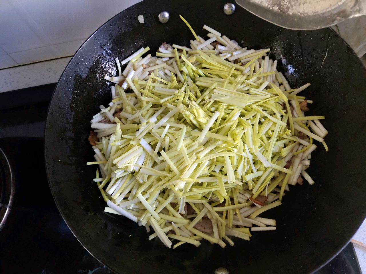 肉片蒜黄
