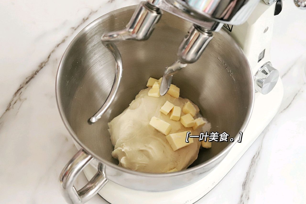 柔软拉丝，酸奶酥粒排包