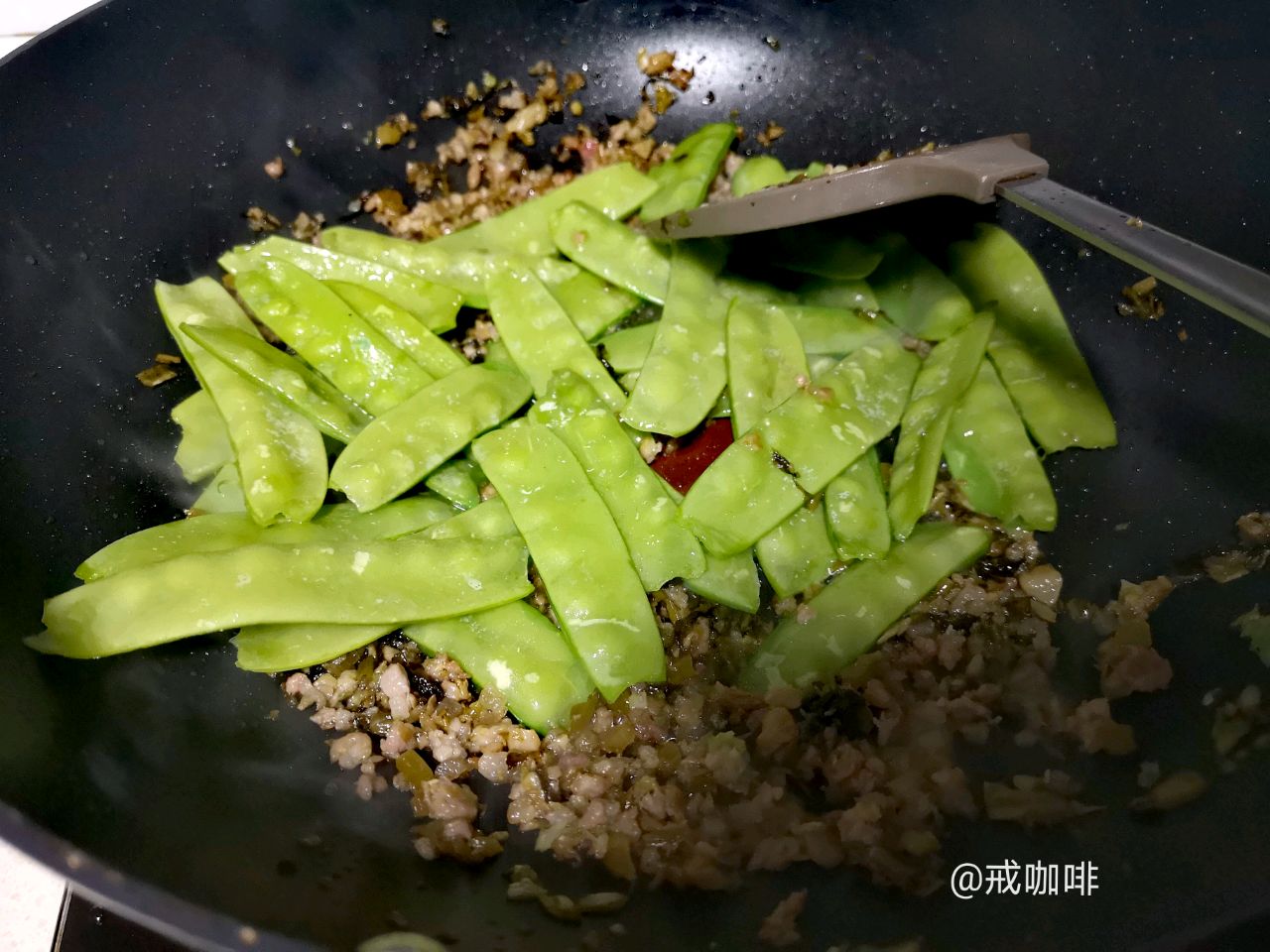 肉臊炒菜豌