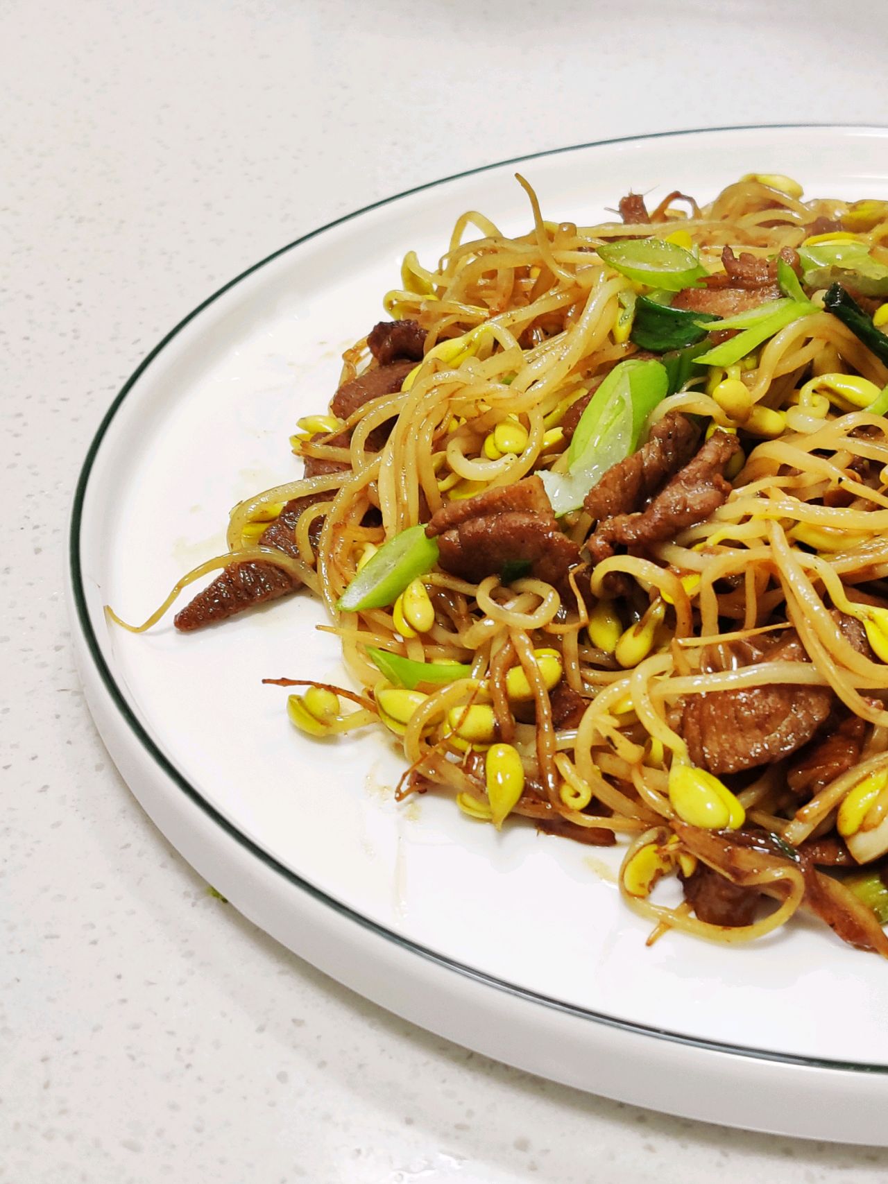 肉丝炒豆芽