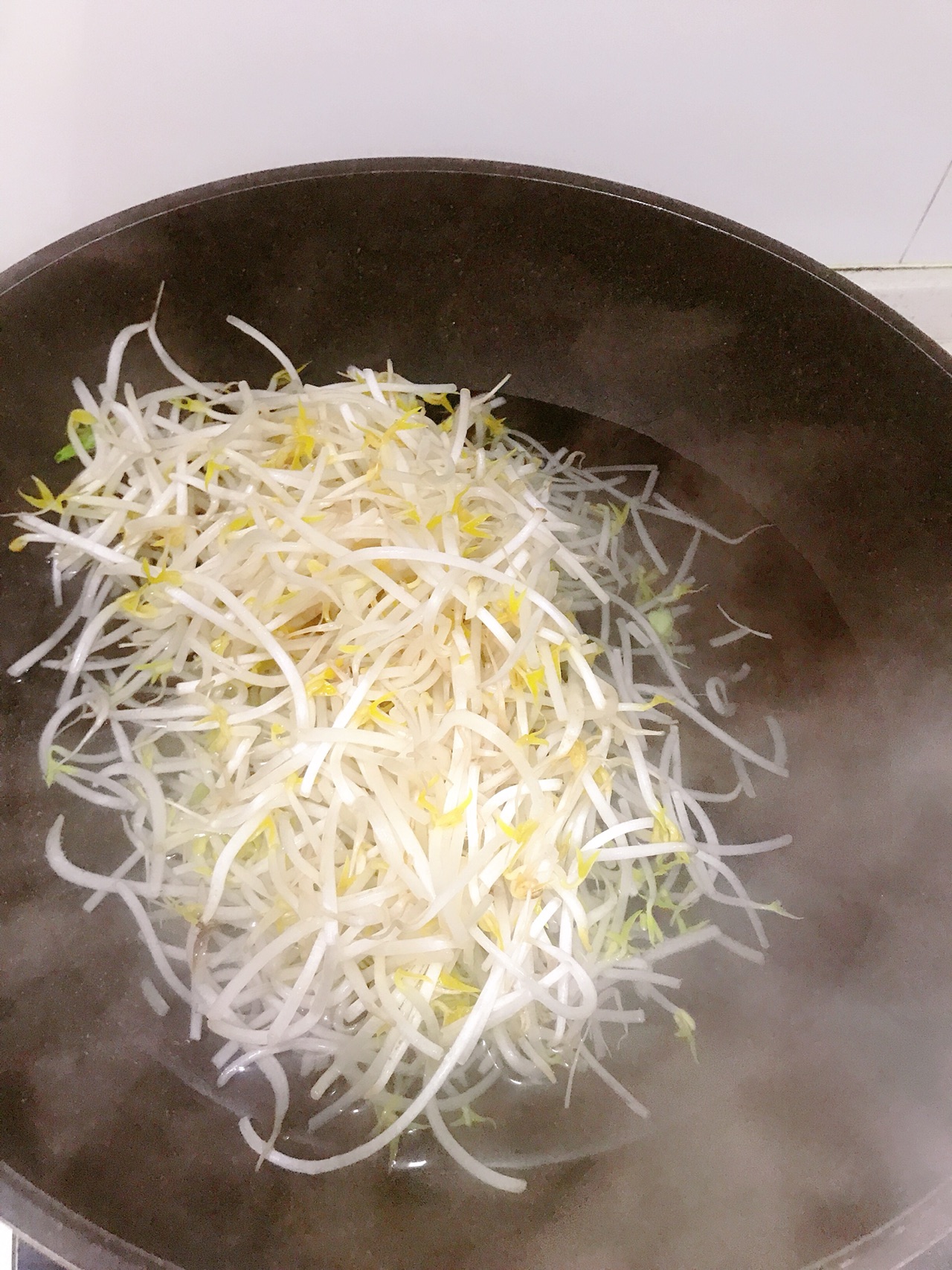 肉丝鸡蛋炒面