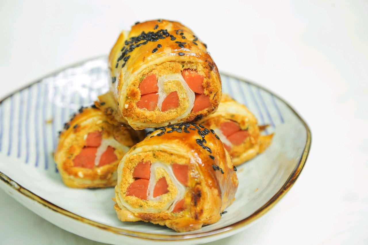 肉松火腿小酥卷