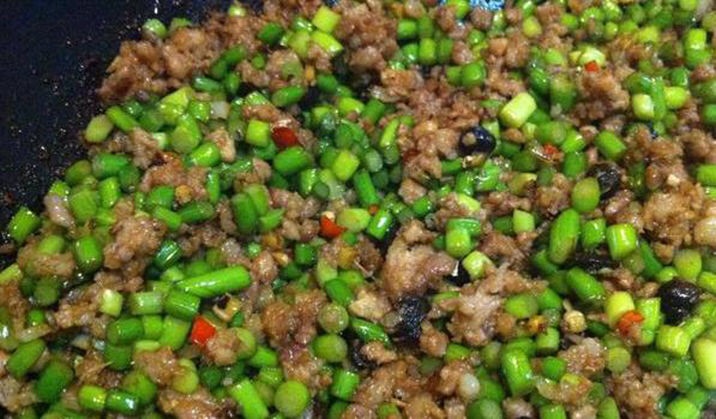 肉碎蒜苔粒