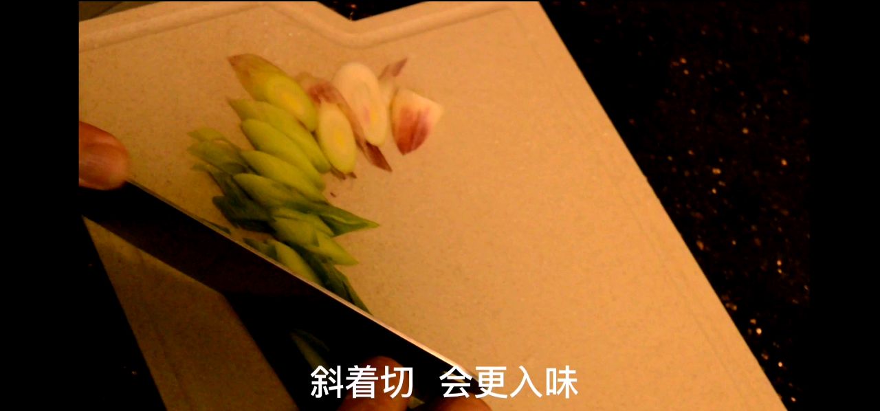 软烂入味的牛腩煲，米饭都吃多几碗