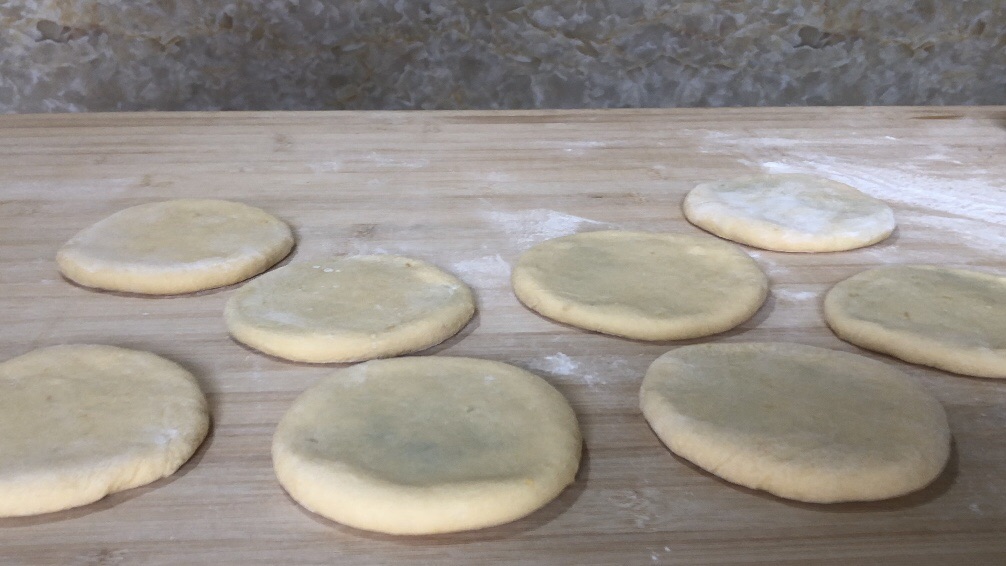 软糯香甜的红薯豆沙饼
