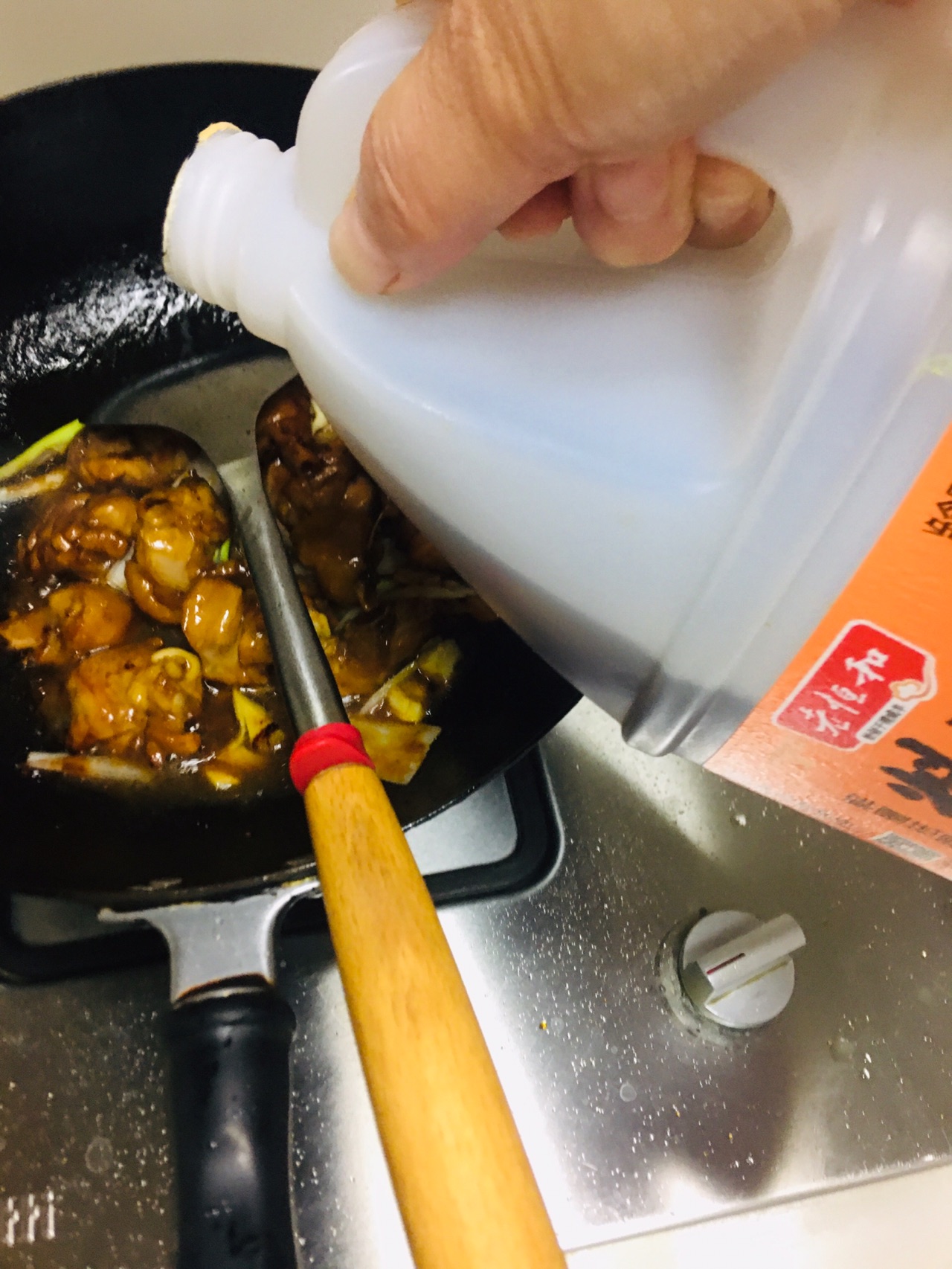 软糯香甜好吃的栗子鸡
