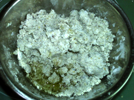 软糯芝麻菱角糕
