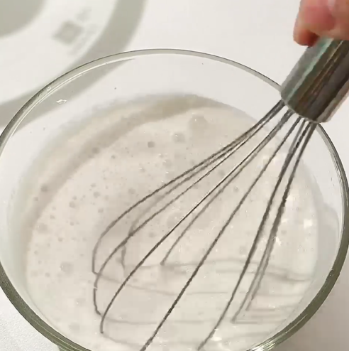 润肤养颜的雪梨桂花糕,软糯香甜,暖到胃里