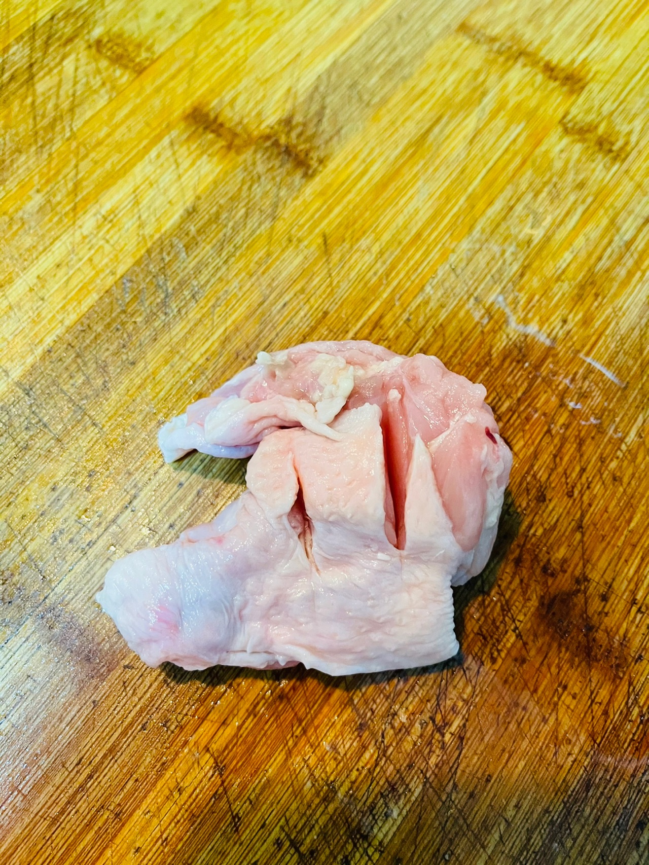 色香味俱全的炸鸡翅根