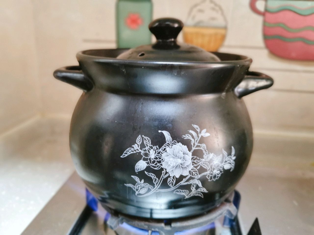 沙参玉竹骨头汤