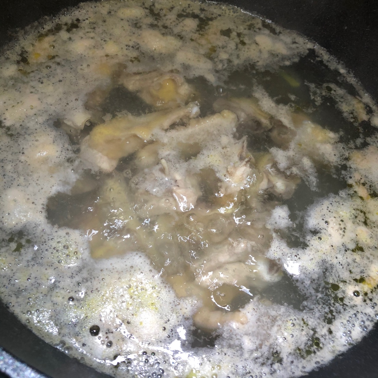 沙参玉竹鸡汤
